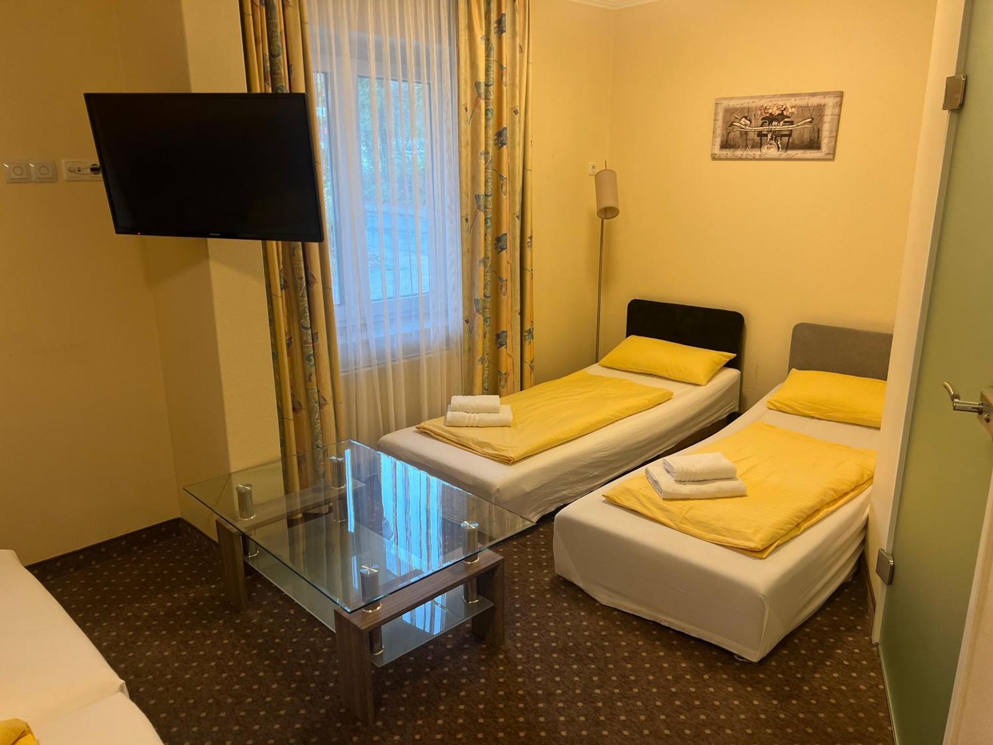 M&m - Hotel